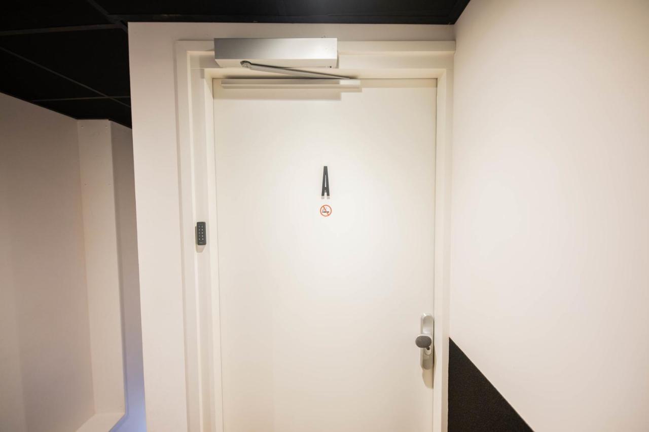 Luxurious 35M2 Designer Studio - R51A アイントホーフェン エクステリア 写真